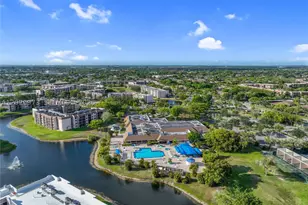10466 Sunrise Lakes, Sunrise, FL 33322 - Photo 48