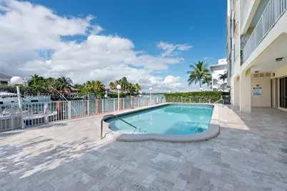 10180 W Bay Harbor #4A, Bay Harbor Islands, FL 33154 - Photo 26
