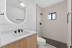 1895 NW 47th, Miami, FL 33142 - Photo 14