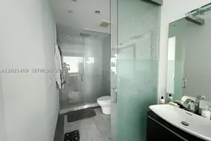 200 Biscayne Blvd, Miami, FL 33131 - Photo 20