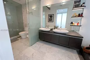 200 Biscayne Blvd, Miami, FL 33131 - Photo 18
