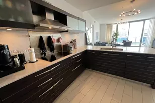 200 Biscayne Blvd, Miami, FL 33131 - Photo 12