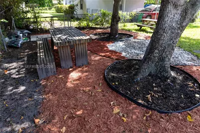 250 NW 14th, Dania Beach, FL 33004 - Photo 30