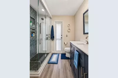 483 NW 107th, Coral Springs, FL 33071 - Photo 10
