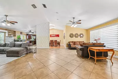 483 NW 107th, Coral Springs, FL 33071 - Photo 24