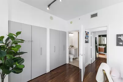 60 SW 13th #4613, Miami, FL 33130 - Photo 18