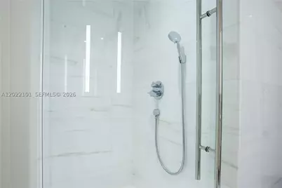 300 Biscayne Boulevard #2203C, Miami, FL 33131 - Photo 28