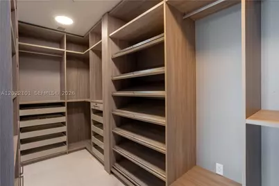 300 Biscayne Boulevard #2203C, Miami, FL 33131 - Photo 6