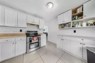 2411 Fletcher, Hollywood, FL 33020 - Photo 14