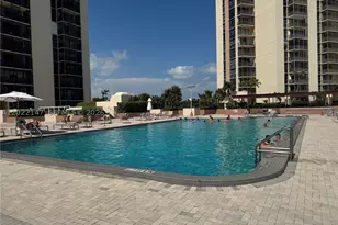 20335 W Country Club, Aventura, FL 33180 - Photo 22