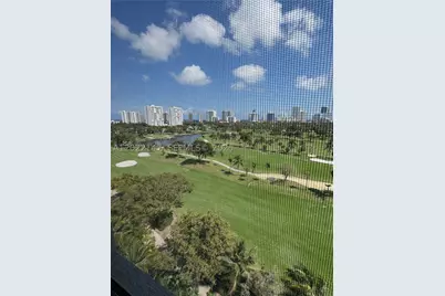 20335 W Country Club #1205, Aventura, FL 33180 - Photo 4
