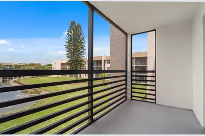10130 Sunrise Lakes #210, Sunrise, FL 33322 - Photo 30