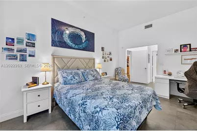 31 SE 5th #203, Miami, FL 33131 - Photo 22