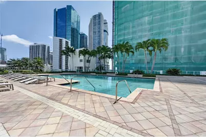 31 SE 5th #203, Miami, FL 33131 - Photo 68