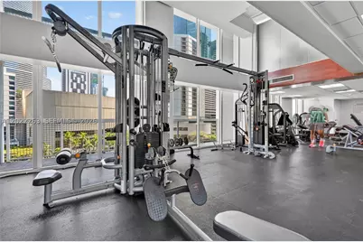 31 SE 5th #203, Miami, FL 33131 - Photo 58