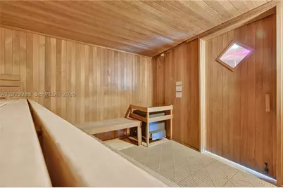 31 SE 5th #203, Miami, FL 33131 - Photo 50
