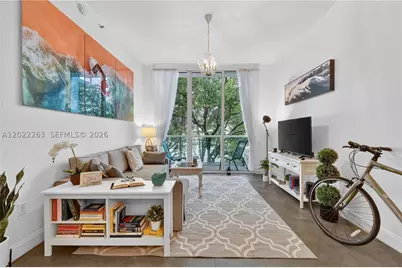 31 SE 5th #203, Miami, FL 33131 - Photo 14