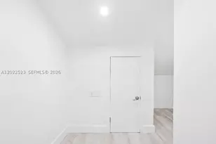 455 NE 210th, Miami, FL 33179 - Photo 20