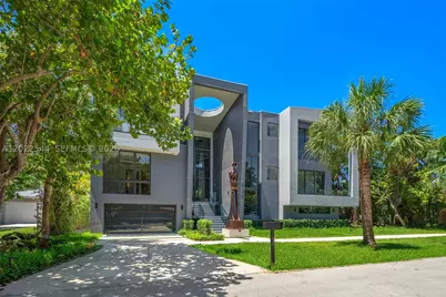 900 NE 75th, Miami, FL 33138 - Photo 4