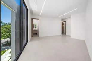 900 NE 75th, Miami, FL 33138 - Photo 28