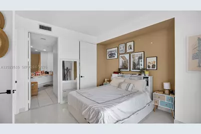 500 Brickell #4102, Miami, FL 33131 - Photo 18