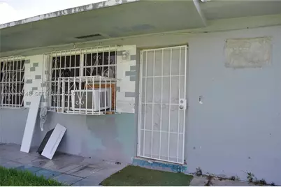 2395 NW 82nd #2395, Miami, FL 33147 - Photo 2