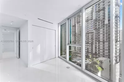 300 Biscayne Blvd #1802, Miami, FL 33131 - Photo 22