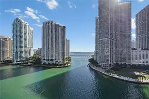 300 Biscayne Blvd, Miami, FL 33131 - Photo 2