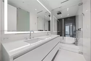 300 Biscayne Blvd, Miami, FL 33131 - Photo 28