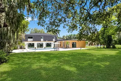 11640 SW 37th, Davie, FL 33330 - Photo 2