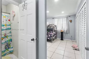 8454 NW 8th, Miami, FL 33126 - Photo 18