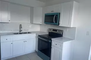3410 SW 89th, Miami, FL 33165 - Photo 10