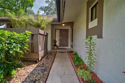 9367 SW 1st #808, Plantation, FL 33324 - Photo 6