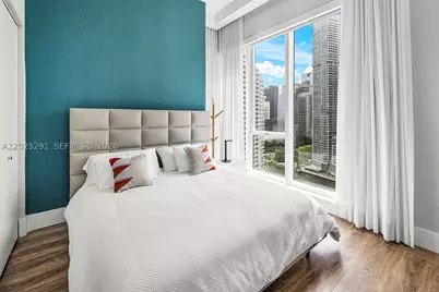 900 Brickell Key #1801, Miami, FL 33131 - Photo 28