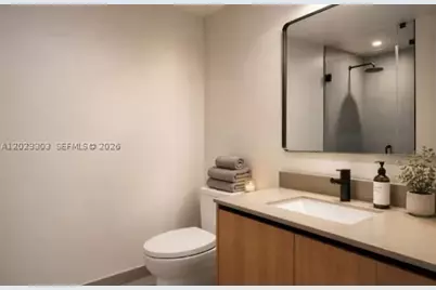 121 NE 5th #3203, Miami, FL 33132 - Photo 4