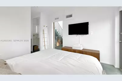 734 Michigan #7, Miami Beach, FL 33139 - Photo 24