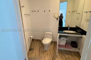 16001 Collins, Sunny Isles Beach, FL 33160 - Photo 2