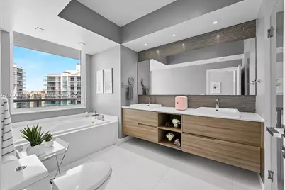 16500 Collins #2451, Sunny Isles Beach, FL 33160 - Photo 24