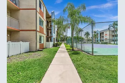 18850 NW 57th #208, Hialeah, FL 33015 - Photo 38