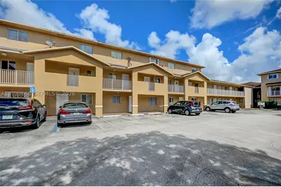 3021 W 76th #C-203, Hialeah, FL 33018 - Photo 22