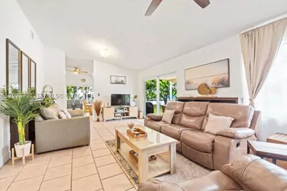 2650 Scott, Hollywood, FL 33020 - Photo 6