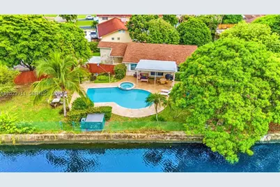 2650 Scott, Hollywood, FL 33020 - Photo 2