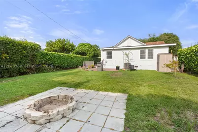 900 Tangier, Coral Gables, FL 33134 - Photo 38