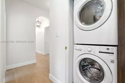 1220 Cordova, Coral Gables, FL 33134 - Photo 8
