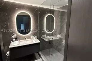 20 NE 11, Miami, FL 33132 - Photo 8
