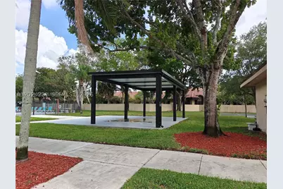9803 NW 37th, Sunrise, FL 33351 - Photo 56