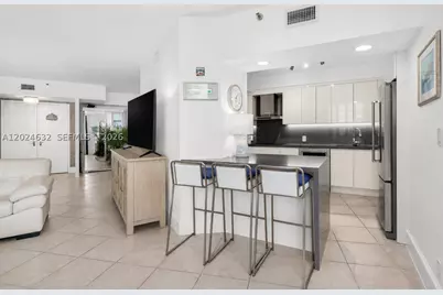20281 E Country Club #510, Aventura, FL 33180 - Photo 8
