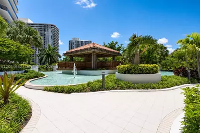 20281 E Country Club #510, Aventura, FL 33180 - Photo 32