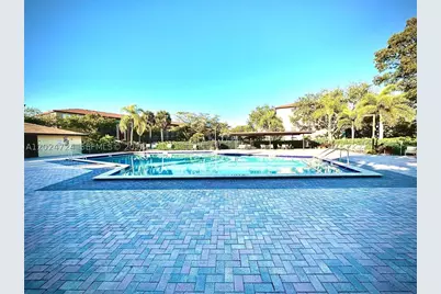 850 SW 133rd #106B, Pembroke Pines, FL 33027 - Photo 28