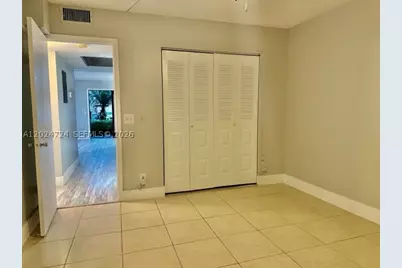 850 SW 133rd #106B, Pembroke Pines, FL 33027 - Photo 10